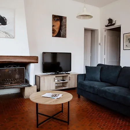 Anahita Holiday home