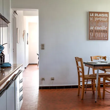 Anahita Holiday home *
